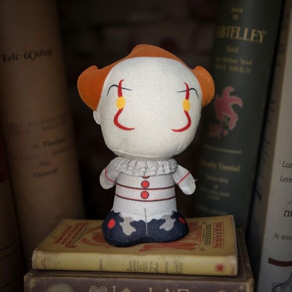 YUME Creepy Horror Plush IT Pennywise The Clown Stuffed Toy 8” - Picture 1 of 5